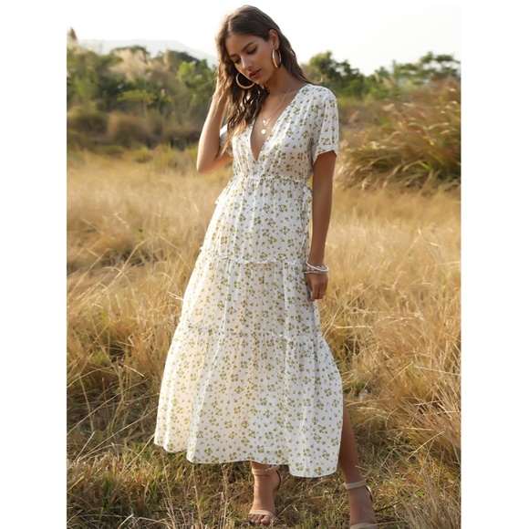 Boho Deep V White Floral Dress - Picture 4 of 7
